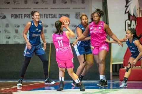 Vera Cruz Basquete joga nesta sexta (1º) com uniforme alusivo ao Outubro Rosa