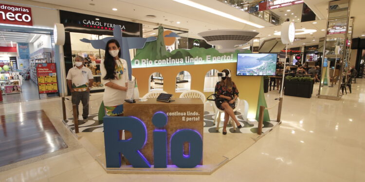 Estande no Barra Shopping, no Rio, valoriza as belezas da cidade Foto: Flávio Cabral/Divulgação