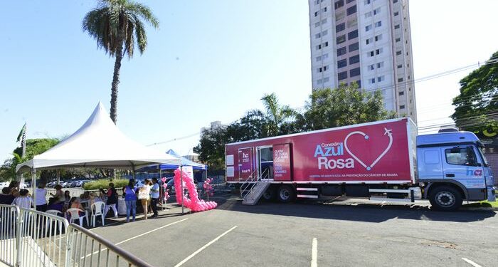 A carreta para exames de mamografia permanecerá na Sanasa até este sábado (23). Foto: Divulgação