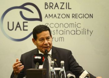 O vice-presidente Hamilton Mourão, durante entrevista coletiva. Agência Brasil