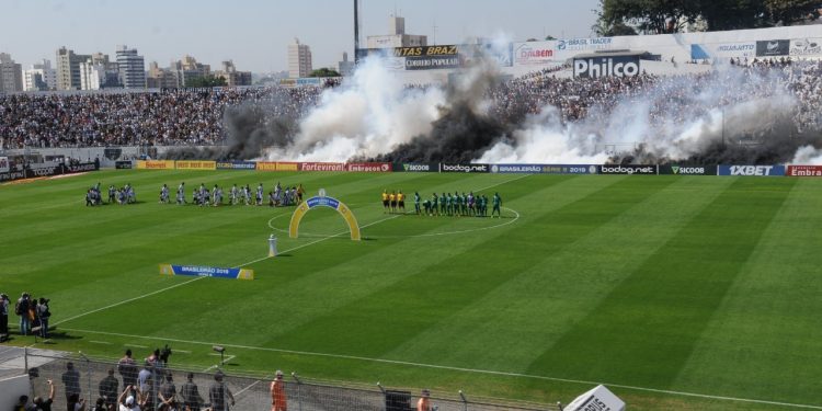 Ponte divulga esquema de ingressos e protocolos para a volta da torcida