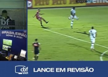 Jogadores da Ponte publicam nota de repúdio a juiz e VAR após pênalti duvidoso