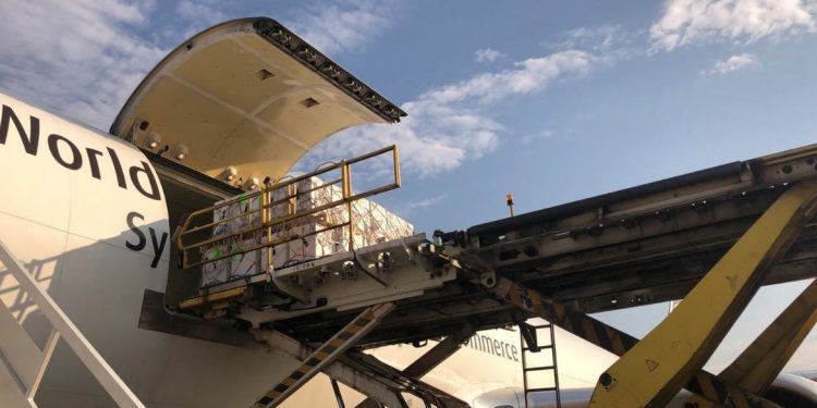 Movimento de cargas no Aeroporto Internacional de Viracopos: aumento de 10,11% no total de toneladas - Foto: Agência Brasil
