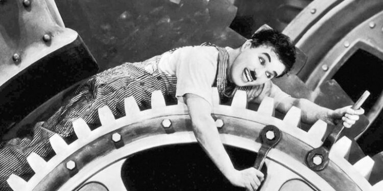 Charlie Chaplin, no filme 'Tempos Modernos' - Foto: Reprodução