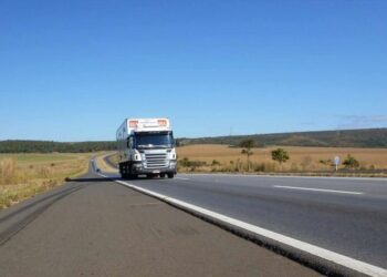Mobilização dos caminhoneiros teve início nesta segunda-feira (1º) - Foto: Divulgação/CNT