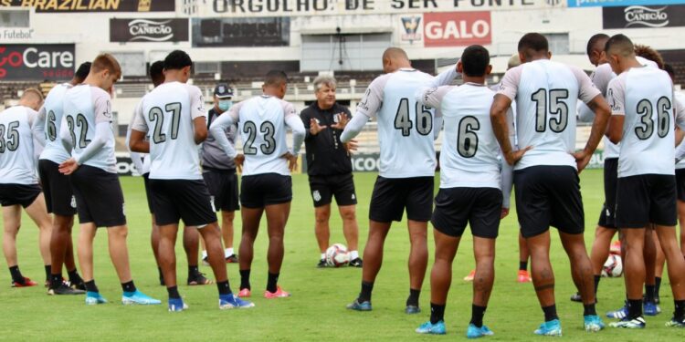 Em Goiânia, Ponte inicia nesta terça sequência contra candidatos ao acesso