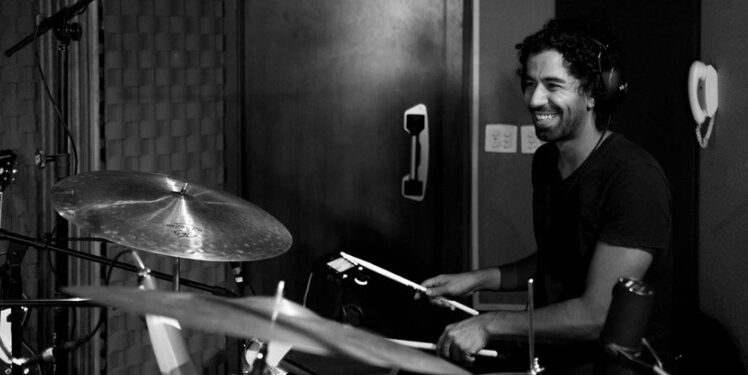 Vitor Cabral é músico profissional há quase 20 anos. Foto: Divulgação