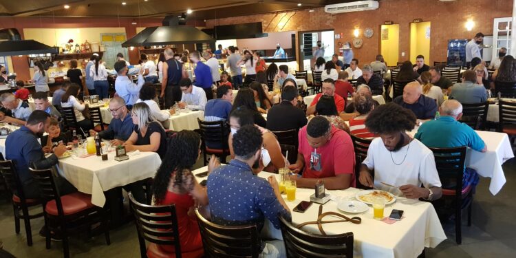 Fortemente impactado pela pandemia, setor de restaurantes prevê crescimento de vendas no Dia das Mães -Foto: Leandro Ferreira/Hora Campinas