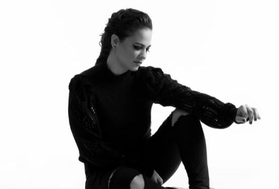 Fernanda Dias lança novo álbum “Dois” com shows gratuitos em Campinas