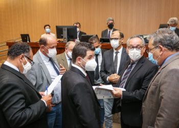 Vereadores mudam lei e agora terão ingerência sobre orçamento municipal