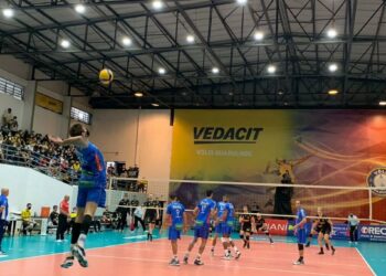 Vôlei Renata vence a 3ª seguida e sobe na classificação da Superliga