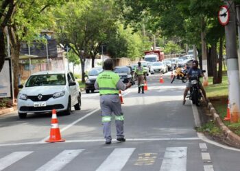 Trecho da Rua Irmã Serafina terá bloqueio viário nesta sexta-feira