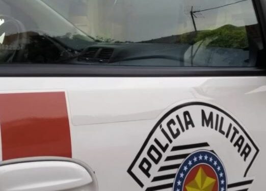 Homem invade farmácia e faz cliente refém em Campinas