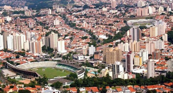 Lei reduz restrições e flexibiliza uso de lotes para comércios e moradias