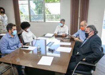 Reunião da CP que definiu a rejeição da denúncia contra Hossri. Foto: Divulgação/ CMC