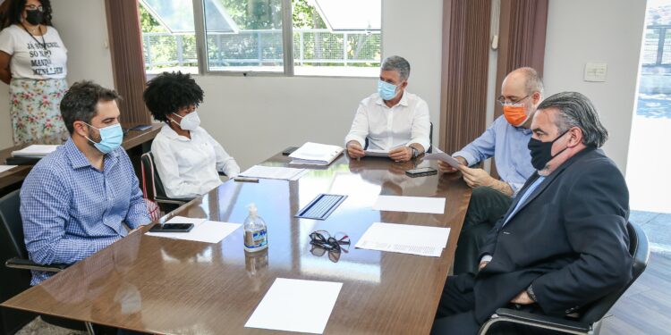 Reunião da CP que definiu a rejeição da denúncia contra Hossri. Foto: Divulgação/ CMC