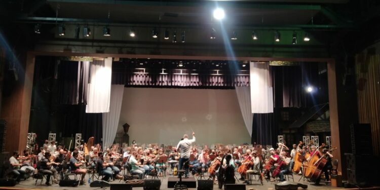 Sinfônica de Campinas realiza Concerto de Natal neste domingo