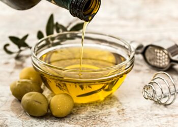O azeite de oliva é o segundo produto mais fraudado em todo o mundo. Foto: Pixahere/Divulgação