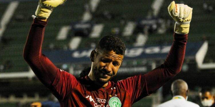 O goleiro Rafael Martins, que teve o contrato renovado. Foto: Wagner Souza/ Divulgação
