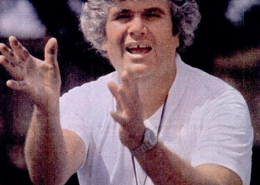 Zé Duarte transitou pelos dois clubes de Campinas como nenhum outro treinador fez. Foto: Célio Apolinário/Reprodução Revista Placar (1979)