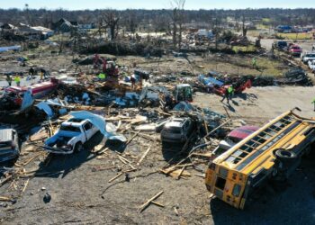 Das 78 vítimas fatais, 64 morreram em cidades do Kentucky, o mais afetado pelos tornados. Foto: Reprodução