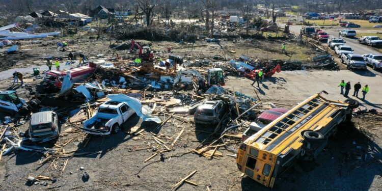 Das 78 vítimas fatais, 64 morreram em cidades do Kentucky, o mais afetado pelos tornados. Foto: Reprodução