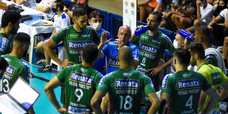 Vôlei Renata faz último jogo de 2021 nesta quarta-feira (22)
