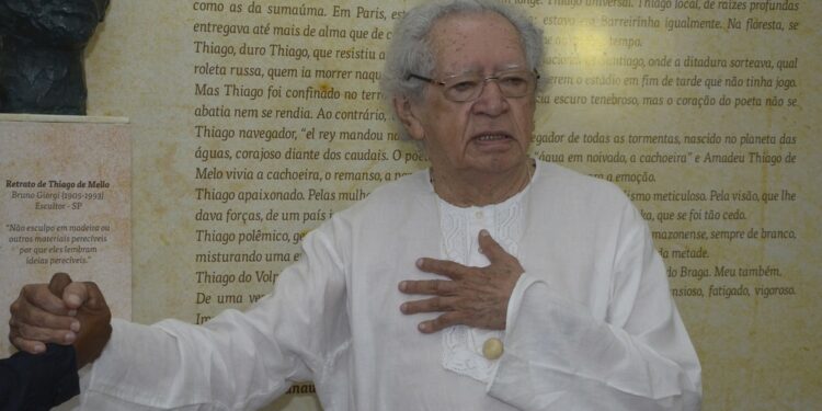 O corpo do poeta Thiago de Mello será velado no Palácio Rio Negro, Centro Histórico de Manaus. Foto: Divulgação
