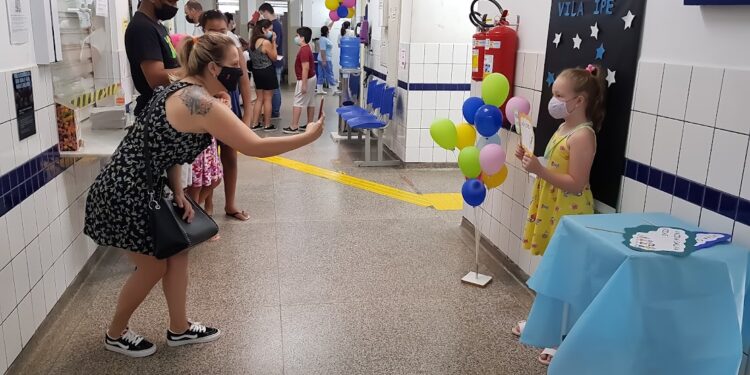 Festa dos pequenos que tomaram a primeira dose contra a Covid no último sábado, em Campinas. Foto: Leandro Ferreira/Hora Campinas