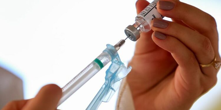 Vacina brasileira: início do primeiro estudo clínico que aplicará o imunizante em 90 voluntários- Foto: Mike Sena MS