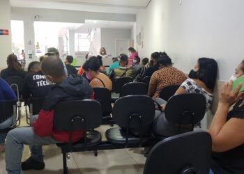 Pacientes com sintomas gripais também lotam as unidades de saúde de Campinas. Foto: Leandro Ferreira/Hora Campinas