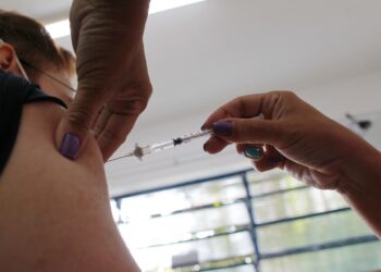Neste sábado Campinas realizou o Dia D da imunização com a dose de reforço contra a Covid. Foto: Leandro Ferreira/Hora Campinas