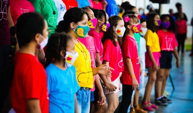 Crianças no Instituto Anelo: oferta de 250 vagas para o primeiro semestre de 2022 - Foto: Edis Cruz/Divulgação