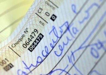 Desde o lançamento do Pix, em novembro de 2020, a tendência de queda do uso de cheques se intensificou. Foto: Agência Brasil