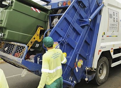Campinas: surto de Covid-19 em colaboradores atrasa serviço de coleta de lixo