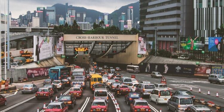 Hong Kong: aeroporto local anunciou hoje (14) a proibição do trânsito de passageiros de mais de 150 países a partir de domingo - Foto: Pixabay