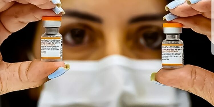 Um terceiro lote de vacinas pediátricas da Pfizer deve chegar ao Brasil até o final de janeiro. Foto: Carlos Bassan/PMC