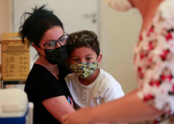 Vacinação de crianças em Campinas: estado imunizou 75% deste público em todo o País - Foto: Leandro Ferreira/Hora Campinas