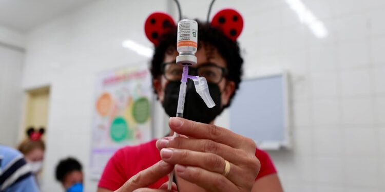 Mais de 27 mil doses de vacina estão à disposição de crianças, jovens e adultos neste Dia D. Foto: Leandro Ferreira/Hora Campinas