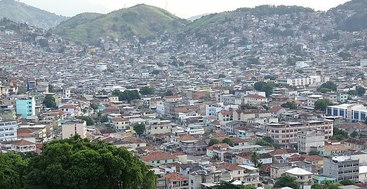 Operação policial deixa pelo menos oito mortos no Rio