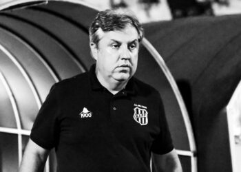 Com pressão sobre Kleina, Ponte Preta encara último teste antes do Dérbi