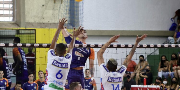 Vôlei Renata perde do São José; time segue na zona de classificação