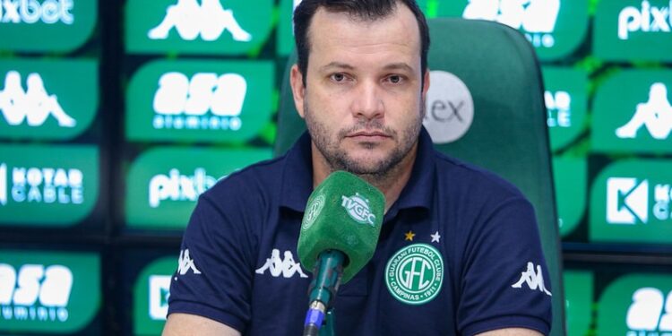 Técnico elogia postura do Guarani na derrota para o Red Bull Bragantino