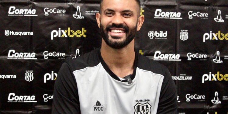 Prestes a disputar 4º Dérbi, Ygor Vinhas acredita em jogo mental decidido nos detalhes