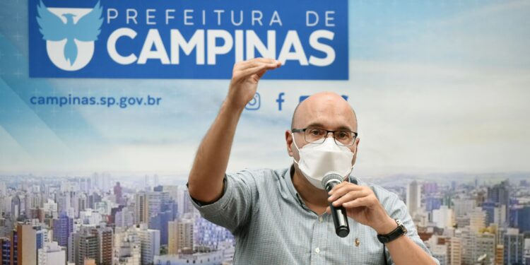Reajuste de piso do magistério não afeta Campinas, garante Dário