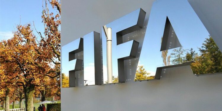 A Fifa informou que o futebol está unido em favor de todas os ucranianos afetados pela invasão russa. Foto: Divulgação