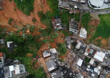 Deslizamento de terra por causa das fortes chuvas provocaram tragédia com mortos e desaparecidos em Franco da Rocha - Foto: Prefeitura de Franco da Rocha/Divulgação