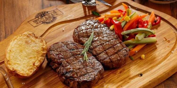 Brasil é 3º no ranking mundial do consumo de carne