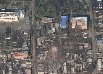 Imagens de satélite mostram a região do hospital destruída pelo bombardeio russo. Foto: Reprodução
