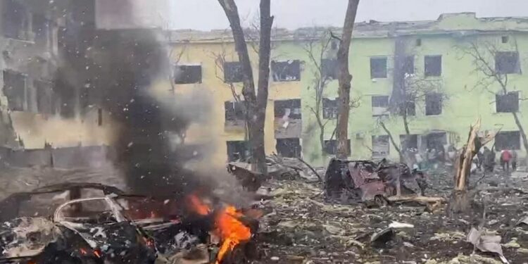 Destruição na Ucrânia: guerra completa um ano sem perspectiva de negociações de paz - Foto: Press Service of the National Police of Ukraine